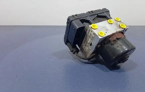 Jeep Grand Cherokee (WJ) ABS Pump P52129301AD