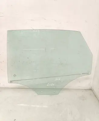 Audi A1 Rear door window glass AS2