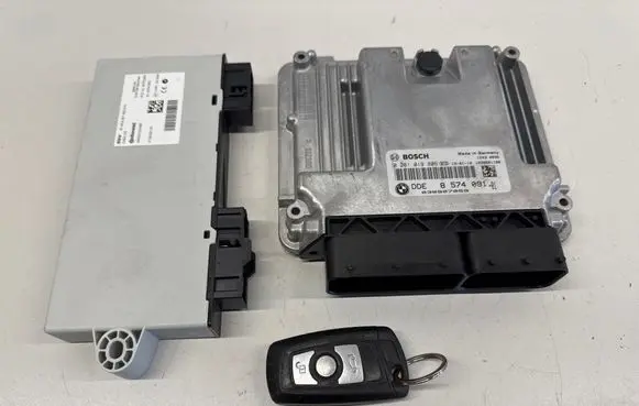 BMW X3 F25 Engine ECU kit and lock set 0281019806 8574091 9301522