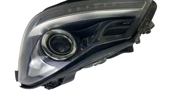 Mercedes-Benz C W204 Headlight/headlamp A2048204339