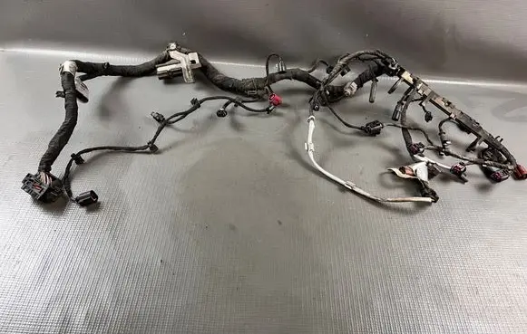 Skoda Octavia Mk3 (5E) Engine installation wiring loom 04L972627JR 5Q0121093N 04L971824