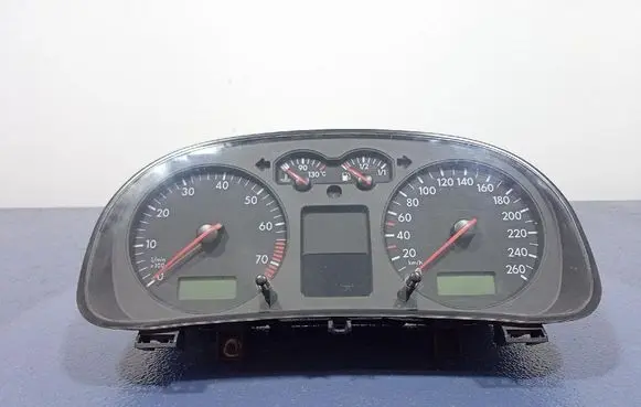 Volkswagen Golf IV Speedometer (instrument cluster) 1J0920826A