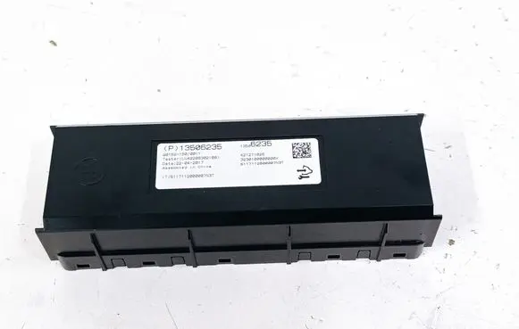 Buick Encore I Air conditioning/heating control unit 13506235 421271026 3230100000000X