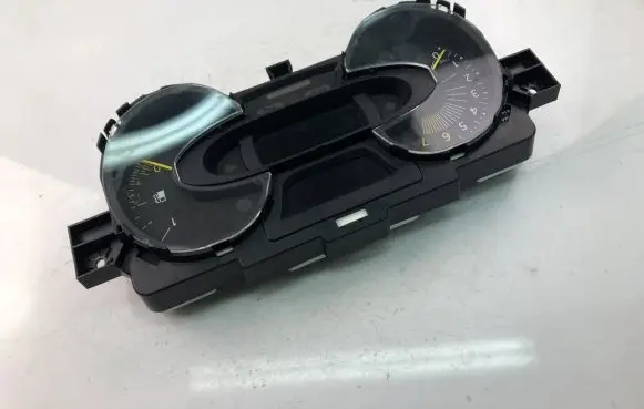 Renault Captur Speedometer (instrument cluster) 248104246R