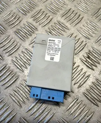 BMW 2 F45 Fuel injection pump control unit/module 7452591