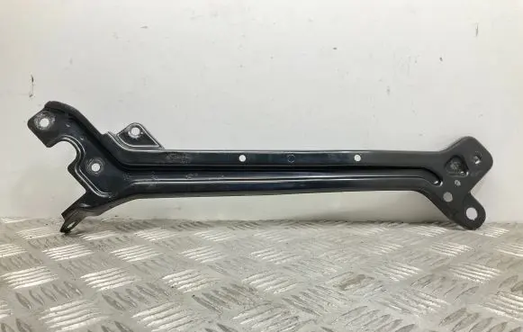 Skoda Superb B8 (3V) Radiator support slam panel bracket 3V0806929