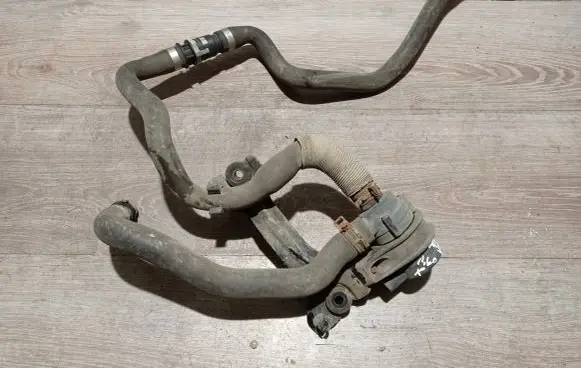 Volvo V40 Electric auxiliary coolant/water pump