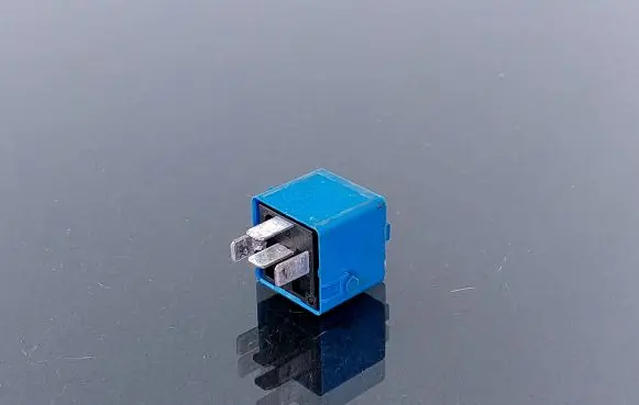 BMW 5 E39 Other relay V23134K59X313 61368364581 8364581