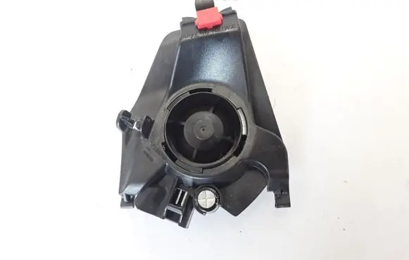 Volvo XC70 Front door high frequency speaker