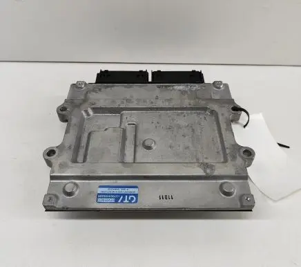 Volvo S90, V90 Engine control unit/module 32253221