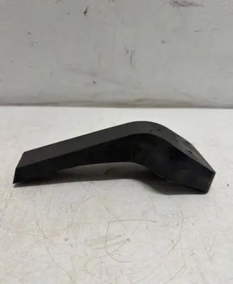 Opel Zafira C Rear bumper mounting bracket 13300747 193235