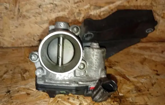 Ford Focus Electric throttle body valve CM5G9F991FA