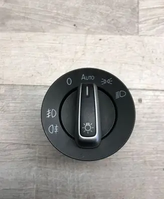Volkswagen PASSAT B7 Light switch 3C8941431A