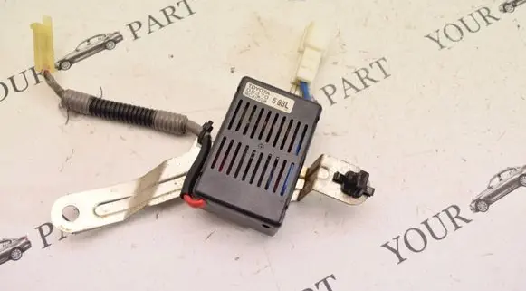 Lexus IS 220D-250-350 Antenna control unit 05370C25S2B