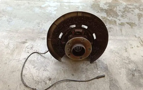 BMW X5 E70 Rear wheel hub spindle/knuckle 