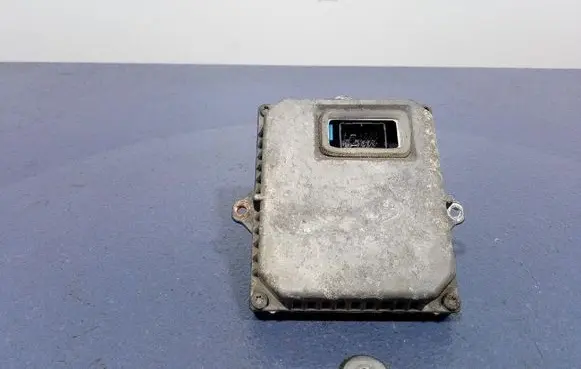 Alfa Romeo 156 Voltage converter/converter module 1307329091