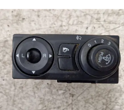 Chevrolet Captiva Light switch UB8D18