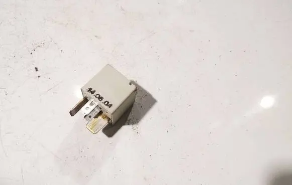 Audi A6 S6 C6 4F Other relay 8D0951253