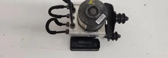 Skoda Octavia Mk2 (1Z) ABS Pump 1K0614117H 10020700544