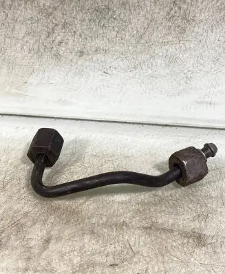 Jeep Grand Cherokee (WK) Fuel injector supply line/pipe 