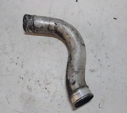 BMW 5 E39 Intercooler hose/pipe 11617786531
