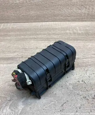 Volkswagen Polo III 6N 6N2 6NF Fuse module 6X0937576
