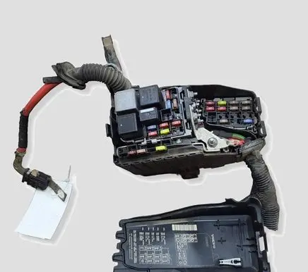 Volvo S60 Fuse box set 31328191