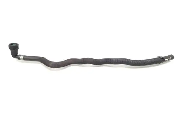 Volvo V40 Engine coolant pipe/hose