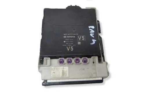 Toyota RAV 4 (XA50) Fuse box set 8922142331 50137017