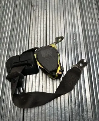 BMW 7 E38 Front seatbelt 0569415