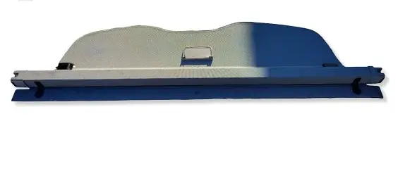Volkswagen Touareg I Parcel shelf load cover 7L6867773