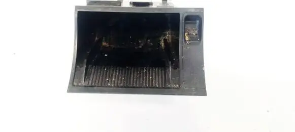 Car ashtray