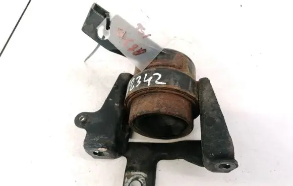 Toyota Corolla Verso AR10 Engine mount bracket
