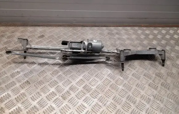 Mercedes-Benz GL X166 Front wiper linkage and motor A1668202740