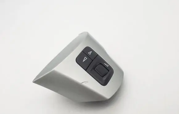 Opel Corsa D Steering wheel buttons/switches 13222332