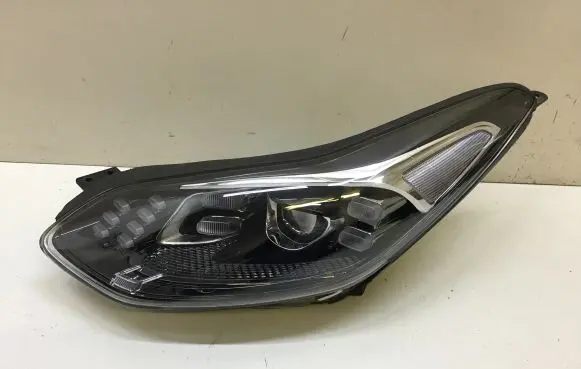 KIA Sportage Headlight/headlamp 92101F1510 F192101200