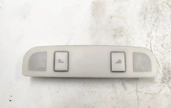 Audi A6 S6 C6 4F Rear seat light 4F0947111