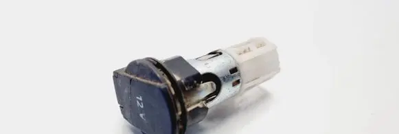 Volkswagen Touran I 12 V Socket (rear) 