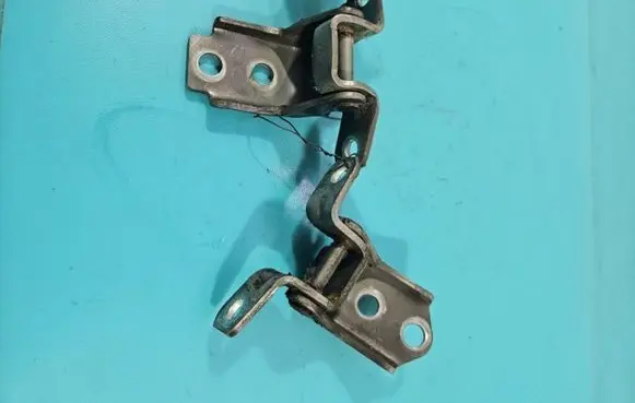 Front door hinge set