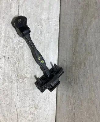 Citroen C3 Aircross Front door check strap stopper 6208