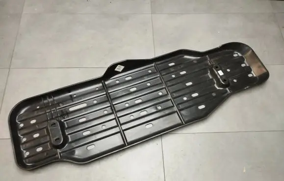 Volkswagen Amarok II Fuel tank bottom protection MB3G9A147CF
