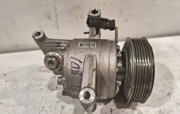 Peugeot 108 Air conditioning (A/C) compressor (pump) 88310-YV010-D