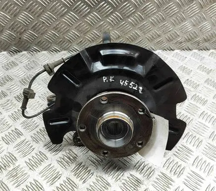 Suzuki SX4 S-Cross Front wheel hub 4515161M00