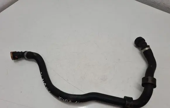 Ford Kuga II Engine coolant pipe/hose FV4118K579AC