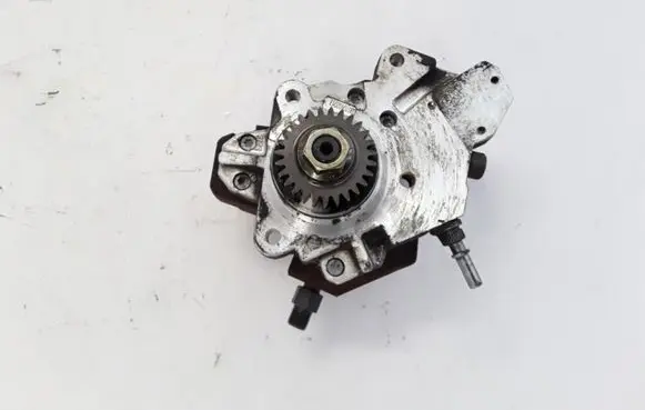Renault Trafic II (X83) Fuel injection high pressure pump 0445010099