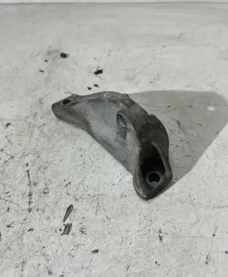BMW 3 E90 E91 Fuel pump bracket 7804376 24168110