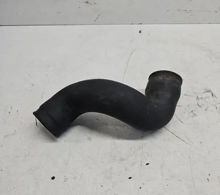 Volkswagen PASSAT B5 Intercooler hose/pipe 058145856A
