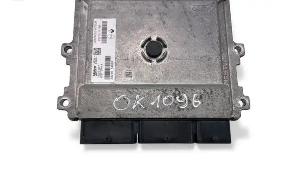 Renault Clio IV Engine control unit/module ECU 237107175R 237105499R