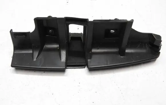 Volvo C30 Rear bumper mounting bracket 31323158 BP8BA