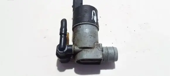 Nissan Almera Tino Windscreen/windshield washer pump 8200194414